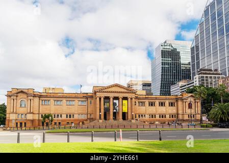 Edificio della Public State Library del New South Wales a Sydney. Possiede le più antiche collezioni di biblioteca in Australia ed è stata fondata nel 1869. Foto Stock