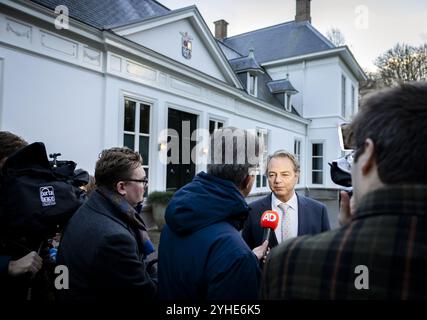 L'AIA - Barry Madlener, ministro delle infrastrutture e dei lavori pubblici, a Catshuis dopo la conclusione del Consiglio dei ministri. ANP REMKO DE WAAL paesi bassi - uscita belgio Foto Stock