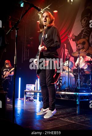 Fell Out Boy (tribute band di Fall Out Boy) si esibisce alla O2 Academy Islington, Londra © Clarissa Debenham (Film Free Photography) / Alamy Foto Stock