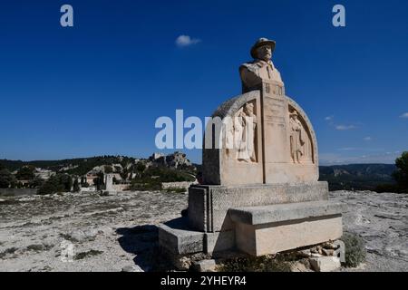 Monumento commemorativo a Charloun Rieu a Les Baux-de-Provence nel dipartimento di Bouches-du-Rhône nella regione Provence-Alpes-Côte d'Azur nel FR meridionale Foto Stock