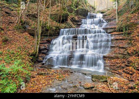 Cascata le tre Cascate, Parco Nazionale foreste Casentinesi Monte Falterona e Campigna, Badia Prataglia, Toscana, Italia Foto Stock