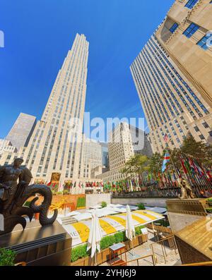 New York, Stati Uniti d'America- Agosto 14, 2017: Rockefeller Center è un grande complesso costituito da 19 edifici commerciali che coprono 22 acri tra 48th e 51st St Foto Stock