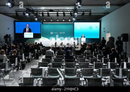 Il primo ministro Sir Keir Starmer parla il secondo giorno del vertice sul clima del Cop29 a Baku, Azerbaigian. Data foto: Martedì 12 novembre 2024. Foto Stock