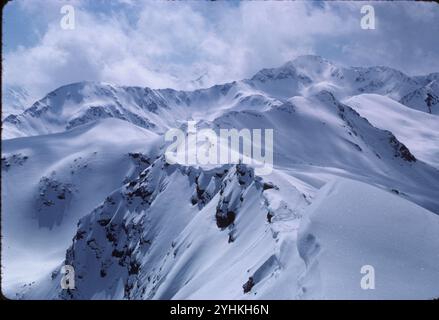 Inverno sulle montagne svizzere Foto Stock