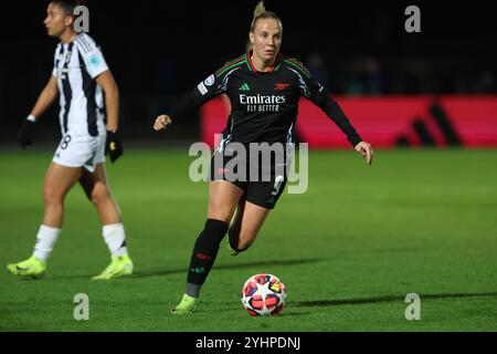 Beth Mead (Arsenal Women FC) durante Juventus Women vs Arsenal, partita di calcio femminile UEFA Champions League a biella, 12 novembre 2024 Foto Stock