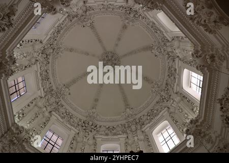 Vista interna della cupola nella cattedrale di Cordova, Andalusia, Spagna Foto Stock