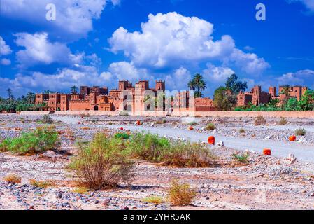 Kasbah Amridil, Skoura, Marocco: Edificio storico fortificato nell'oasi di Skoura, montagne dell'alto Atlante, Nord Africa Foto Stock