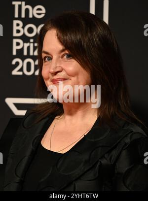 LONDRA, REGNO UNITO. 11 novembre 2024. Ruth Jones OBE partecipa alla cerimonia del Booker Prize 2024, all'Old Billingsgate di Londra, Regno Unito. (Foto di 李世惠/SEE li/Picture Capital) credito: Vedi li/Picture Capital/Alamy Live News Foto Stock