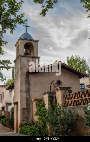 La chiesa al Tlaquepaque Arts & Crafts Village di Sedona, Arizona Foto Stock