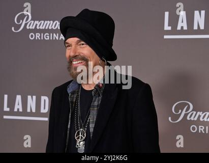 Los Angeles, Stati Uniti. 12 novembre 2024. Il membro del cast Billy Bob Thornton partecipa alla prima del dramma televisivo della Paramount 'Landman' ai Paramount Studios di Los Angeles il 12 novembre 2024. Storyline: Ambientato nelle proverbiali città boomtown del Texas occidentale, Landman è una storia moderna di ricerca di fortuna nel mondo delle piattaforme petrolifere. La serie è una storia al piano di sopra/sotto, di folli e miliardari wildcat che alimentano un boom così grande che sta rimodellando il nostro clima, la nostra economia e la nostra geopolitica. Foto di Jim Ruymen/UPI credito: UPI/Alamy Live News Foto Stock