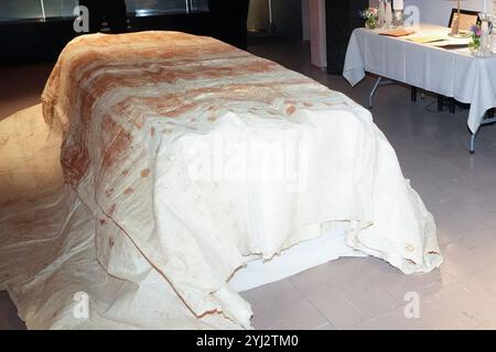 Oslo 20241112. I resti dell'Isola di Pasqua che sono stati conservati presso il museo Kon-Tiki sono stati restituiti alle autorità cilene. Questo accade dopo una cerimonia tenutasi a Oslo martedì. Foto: Terje Pedersen / NTB Foto Stock