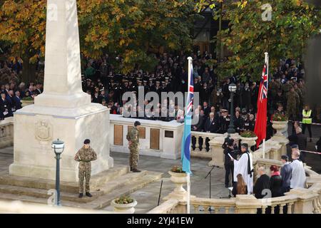 Cheltenham's War Memorial and Municipal Offices on the Promenade in Cheltenham - 10 novembre 2024 foto di Antony Thompson/Thousand Word Media Ltd Foto Stock