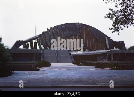 Berlin GER, 20240101, Aufnahme CA 1959, Berlin, Kongresshalle, Schwangere Auster *** Berlin GER, 20240101, registrazione CA 1959, Berlin, Congress Hall, Pregnant Oyster Foto Stock