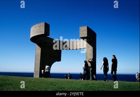 SPAGNA - Gijón (distretto) - ASTURIE. Gijón; escultura "Elogio del Horizonte" (Eduardo Chillida) Foto Stock