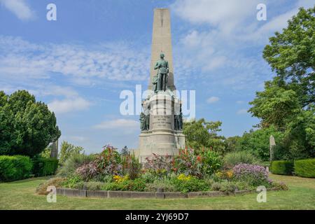 Herzog-Adolph-Denkmal, Landesdenkmal, Biebricher Allee, Adolfshöhe, Wiesbaden, Assia, Deutschland *** Duke Adolph Monument, State Monument, Biebricher Allee, Adolfshöhe, Wiesbaden, Assia, Germania Foto Stock