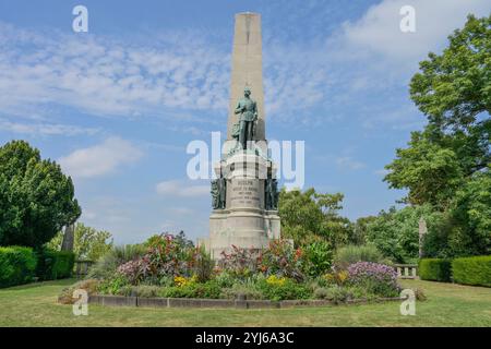 Herzog-Adolph-Denkmal, Landesdenkmal, Biebricher Allee, Adolfshöhe, Wiesbaden, Assia, Deutschland *** Duke Adolph Monument, State Monument, Biebricher Allee, Adolfshöhe, Wiesbaden, Assia, Germania Foto Stock