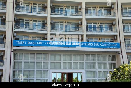 Edificio nella città offshore di Neft Daslari nel Mar Caspio Foto Stock