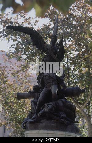 MONUMENTO CONMEMORATIVO "AL PUEBLO DEL DOS DE MAYO DE 1808" - 1891. Autore: MARINES ANICETO. Posizione: ESTERNO. MADRID. SPAGNA. DAOIZ LUIS. VELARDE PEDRO. Foto Stock