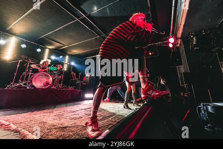 Edimburgo, Scozia. 13 novembre 2024. Nella foto: Wargasm Wargasm & Karen Dio - la Belle Angele, Edinburgh Credit: Raymond Davies / Alamy Live News Foto Stock