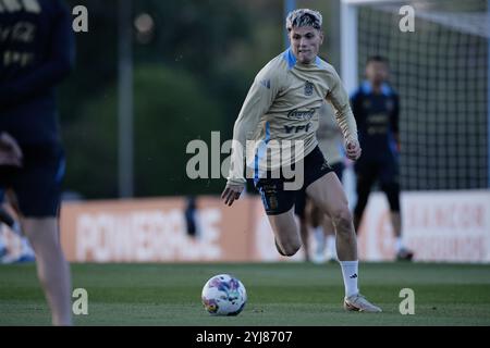 Ezeiza, Argentina - 12 novembre 2024: Alejandro Garnacho Training, la nazionale argentina di calcio ha tenuto una sessione di allenamento presso il loro Ezeiza compl Foto Stock