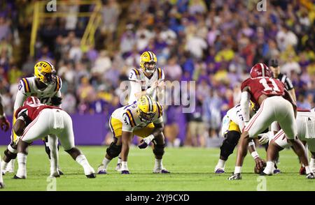 Baton Rouge, Stati Uniti. 9 novembre 2024. I LSU Tigers si schierarono durante una partita di football della Southeastern Conference al Tiger Stadium sabato 9 novembre 2024 a Baton Rouge, Louisiana. (Foto di Peter G. Forest/Sipa USA) credito: SIPA USA/Alamy Live News Foto Stock