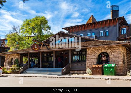 Hotel storico El Tovar; Parco Nazionale del Grand Canyon; Arizona: Stati Uniti Foto Stock