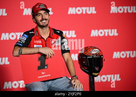 Barcellona, Spagna. 14 novembre 2024. Conferenza stampa prima del Gran Premio di solidarietà Motul di Barcellona di MotoGP sul circuito di Barcellona-Catalunya. 14 novembre 2024. Nella foto: Francesco Bagnaia Rueda de prensa previa al Gran Premio Solidario Motul de MotoGP de Barcelona en el circuito de Barcelona-Catalunya. 14 de Noviembre de 2024 POOL/ MotoGP.com/Cordon Press Images sarà solo per uso editoriale. Credito obbligatorio: © motogp.com credito: CORDON PRESS/Alamy Live News Foto Stock