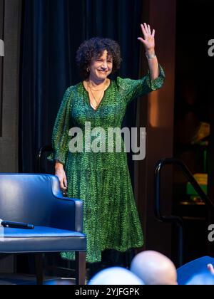 Susie Essman partecipa a Still Screaming: Celebrating the Career and Comedy of Gilbert Gottfried all'Hard Rock di New York, New York il 13 novembre 2024. (Foto di David Warren /Sipa? USA) credito: SIPA USA/Alamy Live News Foto Stock