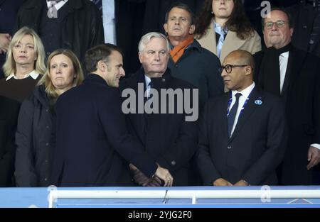 Saint Denis, Francia. 14 novembre 2024. Yael Braun-Pivet, presidente della Francia Emmanuel Macron, primo ministro francese Michel Barnier, presidente della Federazione calcistica francese Philippe Diallo, sopra Manuel Valls, Francois Hollande durante la partita di calcio UEFA Nations League, League A, gruppo A2 tra Francia e Israele il 14 novembre 2024 allo Stade de France di Saint-Denis vicino Parigi, Francia. Credito: Agenzia fotografica indipendente/Alamy Live News Foto Stock