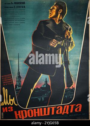 Poster del film siamo di Kronstadt. Museo: Biblioteca di Stato russa, Mosca. Autore: Mikhail Oskarovich Dlugach. Copyright: Questa opera non è di dominio pubblico. È responsabilità dell'utente ottenere tutte le autorizzazioni di terze parti necessarie dal gestore del copyright nel proprio paese prima della pubblicazione. Foto Stock