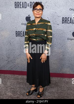 Los Angeles, Stati Uniti. 14 novembre 2024. LOS ANGELES, CALIFORNIA, USA - 14 NOVEMBRE: Sahra mani arriva alla premiere di Los Angeles di "Bread and Roses" della Apple Original Films, tenutasi all'Hammer Museum il 14 novembre 2024 a Los Angeles, California, Stati Uniti. (Foto di Xavier Collin/Image Press Agency) credito: Image Press Agency/Alamy Live News Foto Stock