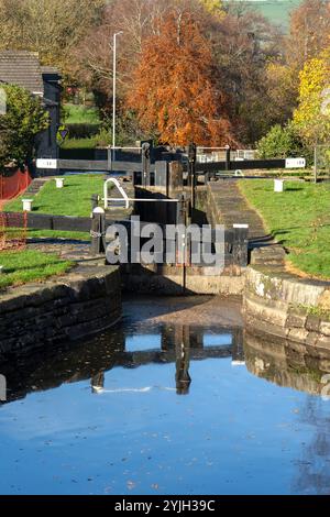 Marple è una piccola città all'interno del Metropolitan Borough di Stockport, nella Greater Manchester, Inghilterra. Si trova sul fiume Goyt 9 miglia a sud-est di Manchester, 9 miglia a nord di Macclesfield e 4 miglia a sud-est di Stockport. Foto Stock