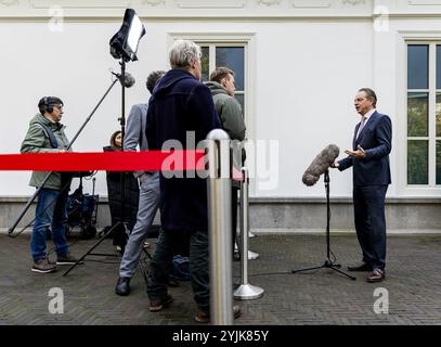 L'AIA - Barry Madlener, ministro delle infrastrutture e della gestione delle risorse idriche, arriva al Catshuis per il consiglio dei ministri. ANP REMKO DE WAAL paesi bassi - uscita belgio Foto Stock