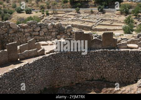 Grecia. Cittadella di Micene. Tomba circolare A. XVI secolo a.C. cimitero reale. Età del bronzo. Foto Stock