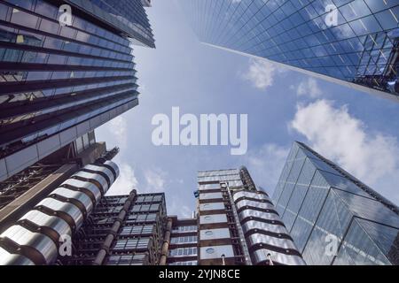 Londra, Regno Unito. 30 agosto 2024. Una vista degli edifici per uffici aziendali nella City di Londra, il quartiere finanziario della capitale. Credito: Vuk Valcic/Alamy Foto Stock