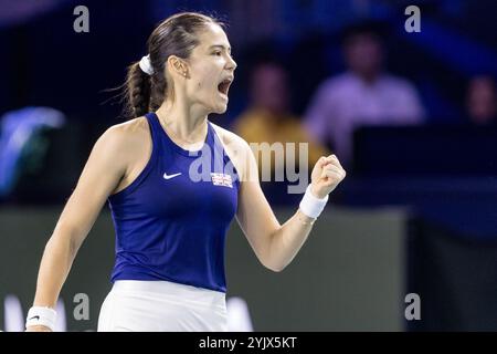 15 novembre 2024; Palacio de Deportes Jose Maria Martin Carpena Arena, Malaga, Spagna; Billie Jean King Cup Finals, giorno 3; Emma Raducanu (GBR) Foto Stock