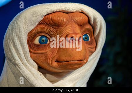 Figura in cera che rappresenta E.T. in mostra al Madame Tussaud Museum di Londra. Foto Stock