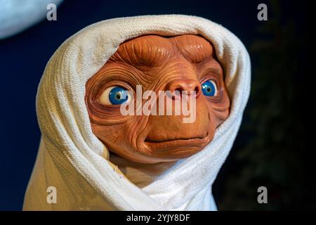 Figura in cera che rappresenta E.T. in mostra al Madame Tussaud Museum di Londra. Foto Stock