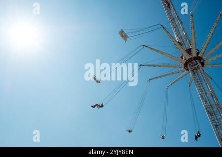 Newcastle Regno Unito: 26 giugno 2024: Fiera funebre Newcastle Hoppings nella giornata di sole Foto Stock