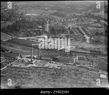 Cardiff Road Power Station e L&amp;NWR Carriage Shed, Watford, Londra, c1930s. Foto Stock