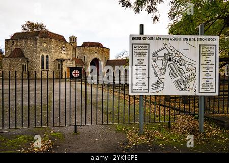 I Frati - Aylesford Priory, Maidstone. Kent Foto Stock