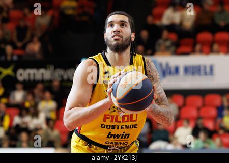 Ostenda, Belgio. 16 novembre 2024. Timmy Allen di ostende raffigurato in azione durante una partita di basket tra BC ostende e Limburg United, sabato 16 novembre 2024, a Oostende, il giorno 11 del campionato di basket di prima divisione "BNXT League". BELGA FOTO KURT DESPLENTER credito: Belga News Agency/Alamy Live News Foto Stock