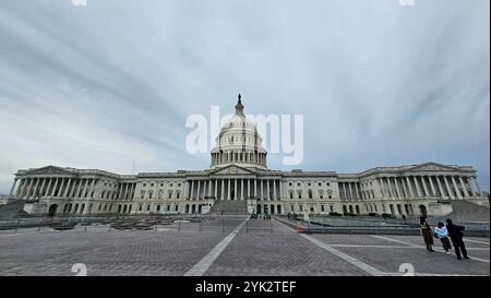 WASHINGTON DC-FEB 10, 2024: Il Campidoglio degli Stati Uniti, spesso chiamato Campidoglio o Campidoglio, è la sede del Congresso degli Stati Uniti Foto Stock