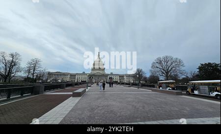 WASHINGTON DC-FEB 10, 2024: Il Campidoglio degli Stati Uniti, spesso chiamato Campidoglio o Campidoglio, è la sede del Congresso degli Stati Uniti Foto Stock