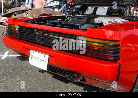 Una Ferrari Testarossa rossa rossa rossa rossa, classica sportiva italiana anni '1980 Foto Stock