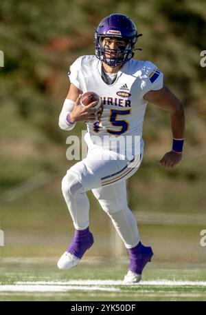 (Ottawa, Canada---19 ottobre 2024) Key'shaun Dorsey dei Golden Hawks della Laurier University. OUA regular season football - Laurier Golden Hawks 44 Carl Foto Stock