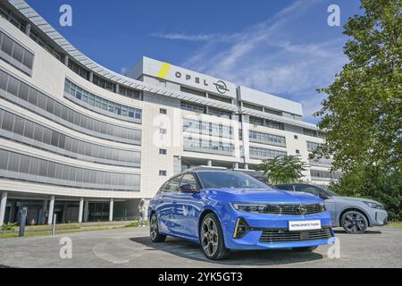 Adam Opel House, sede centrale, Opel Plant, Rugbyring, Friedrich-Lutzmann-Ring, Ruesselsheim, Assia, Germania, Europa Foto Stock