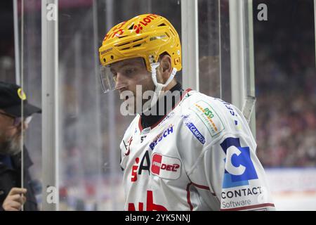 LanxessArena, Colonia, Renania settentrionale-Vestfalia, Alex Friesen (Fischtown Pinguins, #57), PENNY DEL, Koelner Haie-Pinguine Bremerhaven il 15/11/2024 a t Foto Stock