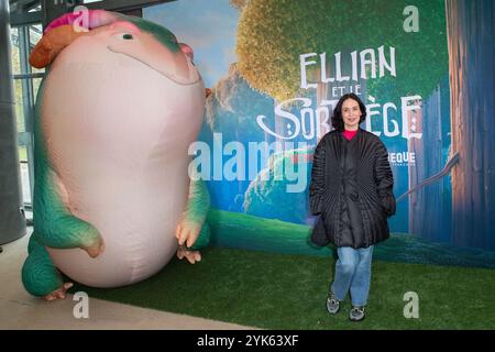 Parigi, Francia. 17 novembre 2024. Amelle Chahbi partecipa alla premiere Netflix Ellian et le Sortilege alla Cinematheque francese di Parigi, in Francia, il 17 novembre 2024. Foto di Aurore Marechal/ABACAPRESS. COM credito: Abaca Press/Alamy Live News Foto Stock