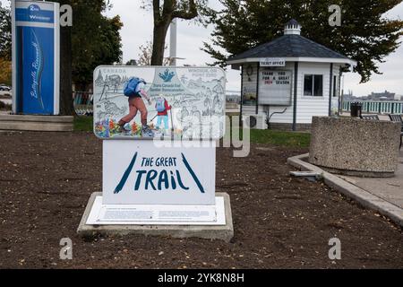 Cartello Great Trail al Windsor Sculpture Garden Park di Windsor, Ontario, Canada Foto Stock